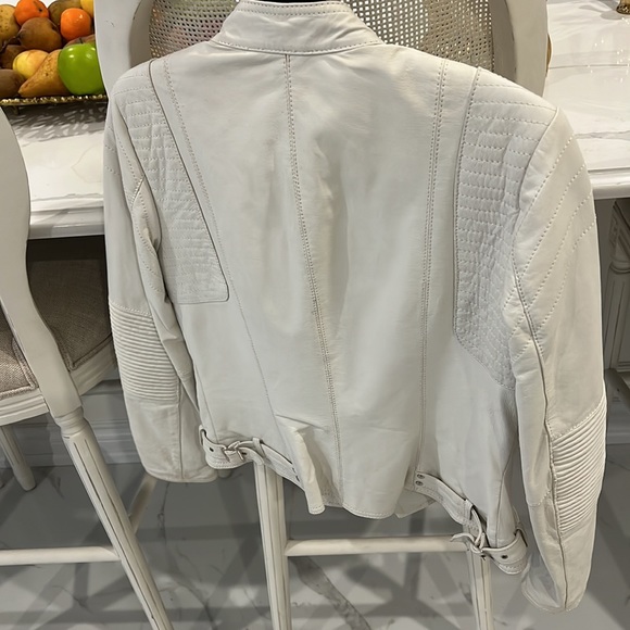 Danier leather jacket - Picture 6 of 11